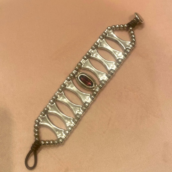 Uno de 50 Bracelet - Picture 2 of 7